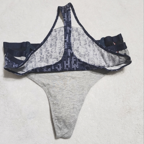 Tommy Hilfiger Thongs ... a set of 3 - Picture 2 of 8